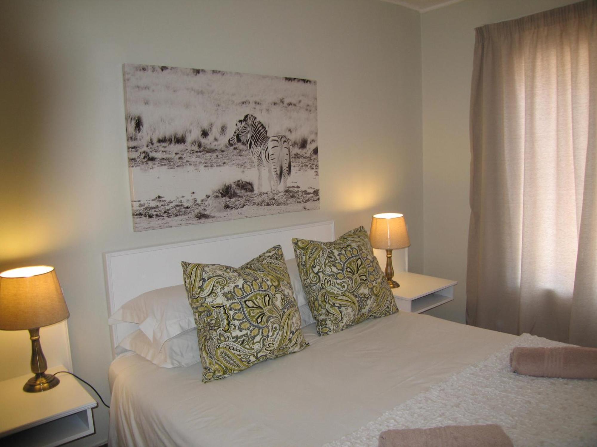 Wagon Wheel Country Lodge Б’юфорт-Вест Номер фото